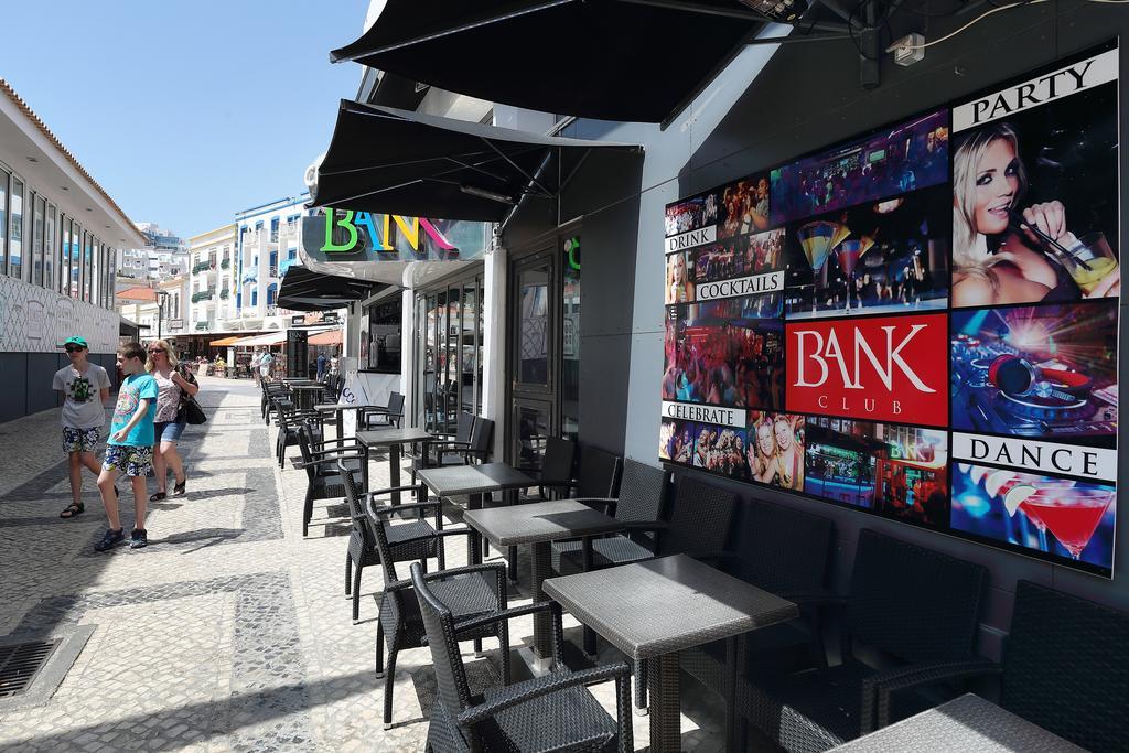 Original 3 Bedroom Downtown Αλμπουφέιρα Εξωτερικό φωτογραφία