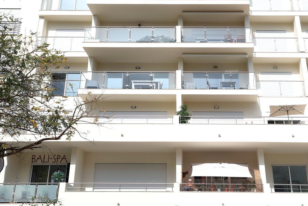 Original 3 Bedroom Downtown Αλμπουφέιρα Εξωτερικό φωτογραφία